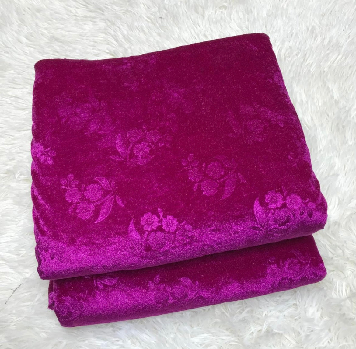 Premium Korean Velvet 2PC